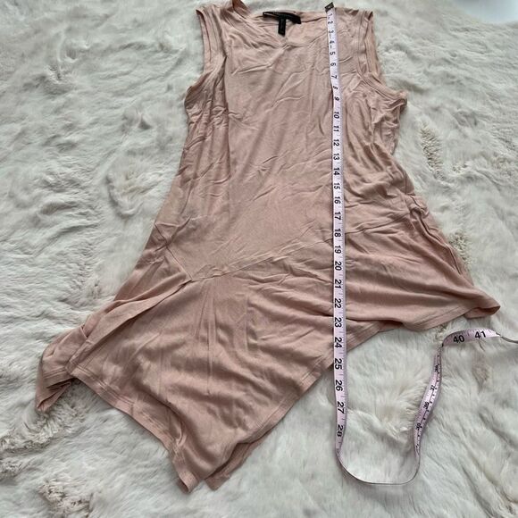 BCBG Sleeveless Flowy Tank Top Asymmetrical Hem Ballet Core Blush Baby Pink XS - Picture 7 of 8